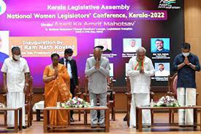 राष्ट्रपति राम नाथ कोविंद ने राष्ट्रीय महिला विधायक सम्मेलन-2022 का उद्घाटन किया