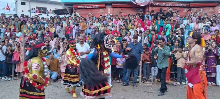 कुमौड़ हिलजात्रा पर मुख्यमंत्री धामी का संबोधन, 500 वर्षों पुरानी विरासत पर जताया गर्व