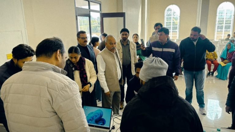 आंखों की देखभाल के प्रति सजग रहें, लापरवाही हो सकती है घातक : नेगी