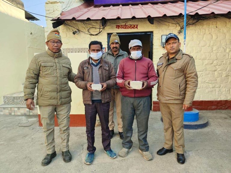 नैनीताल पुलिस की बड़ी सफलता, 62 लाख की स्मैक के साथ दो तस्कर गिरफ्तार