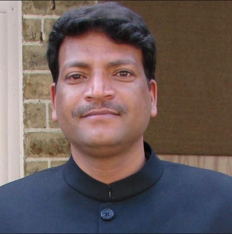 मुख्य विकास अधिकारी अरविंद कुमार पांडे ने किया कार्यभार ग्रहण, अधिकारियों को दिए दिशा-निर्देश