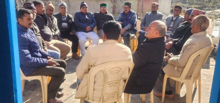 मनरेगा बचाने को लेकर पुरोला में कांग्रेस की महत्वपूर्ण बैठक, संगठन मजबूती पर हुआ मंथन