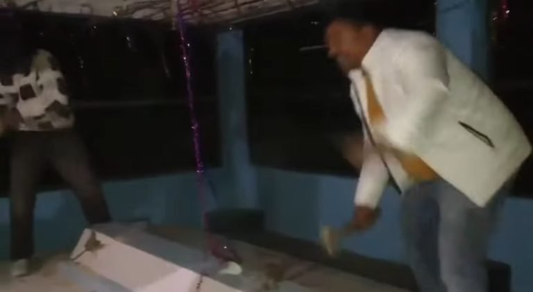 मसूरी में बाबा बुल्लेशाह की मजार में तोड़फोड़, सैयद बाबा बुल्लेशाह समिति ने कोतवाली में दी तहरीर