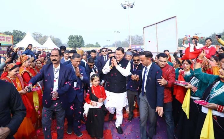 दिल्ली में गूंजा उत्तराखण्ड का लोक रंग, मुख्यमंत्री धामी ने ‘उत्तराखण्ड महोत्सव रोहिणी सीजन–02’ में की शिरकत