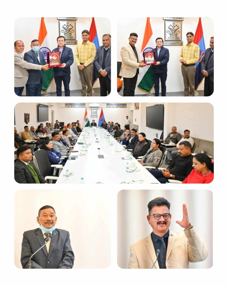 अधिवर्षता आयु पूर्ण होने पर IG एन.एस. नपलच्याल व DSP नवीन चन्द्र सेमवाल को पुलिस मुख्यालय में गरिमामय विदाई