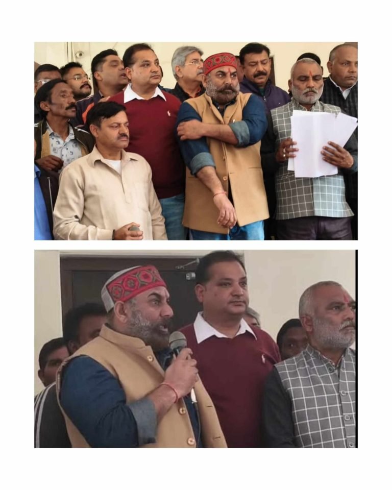 महिला सफाई कर्मचारी से मारपीट के विरोध में नगर निगम में प्रदर्शन, पार्षद पर एससी एक्ट में मुकदमा दर्ज करने की मांग