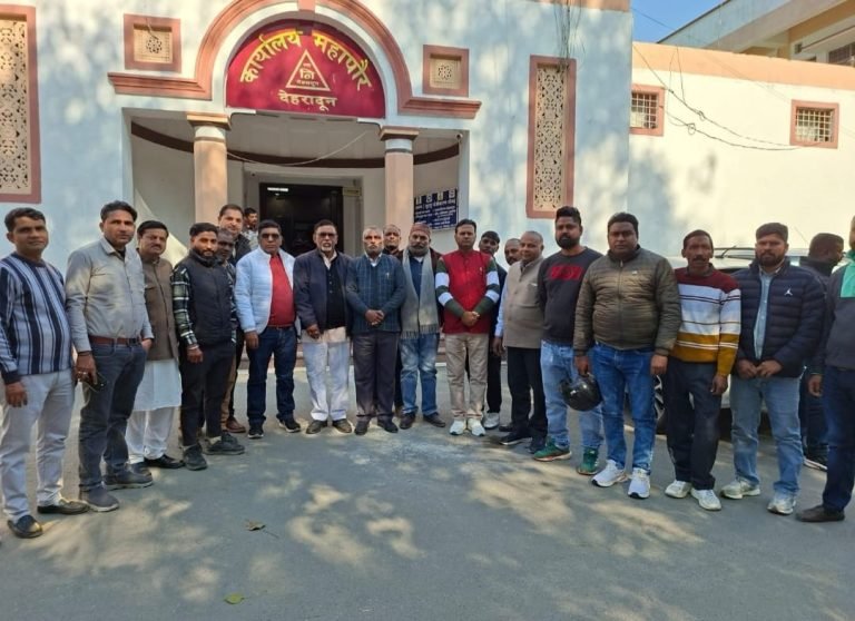 सफाई कर्मचारियों की लंबित मांगों को लेकर देहरादून में संयुक्त मोर्चे की तैयारी, नगर निगम यूनियन कार्यालय में हुई अहम बैठक