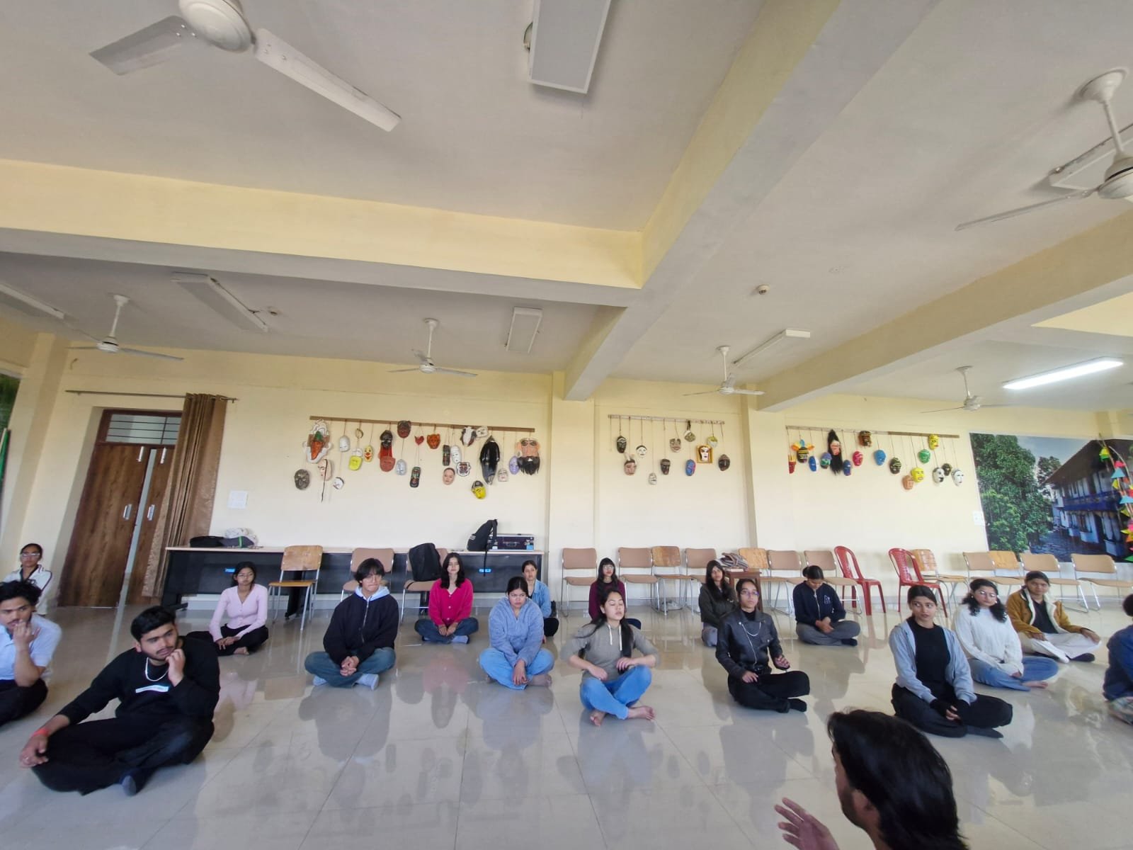 मास्क मिरर परफॉर्मेंस कार्यशाला ने युवाओं को किया प्रेरित – प्रो. सुरेखा डंगवाल