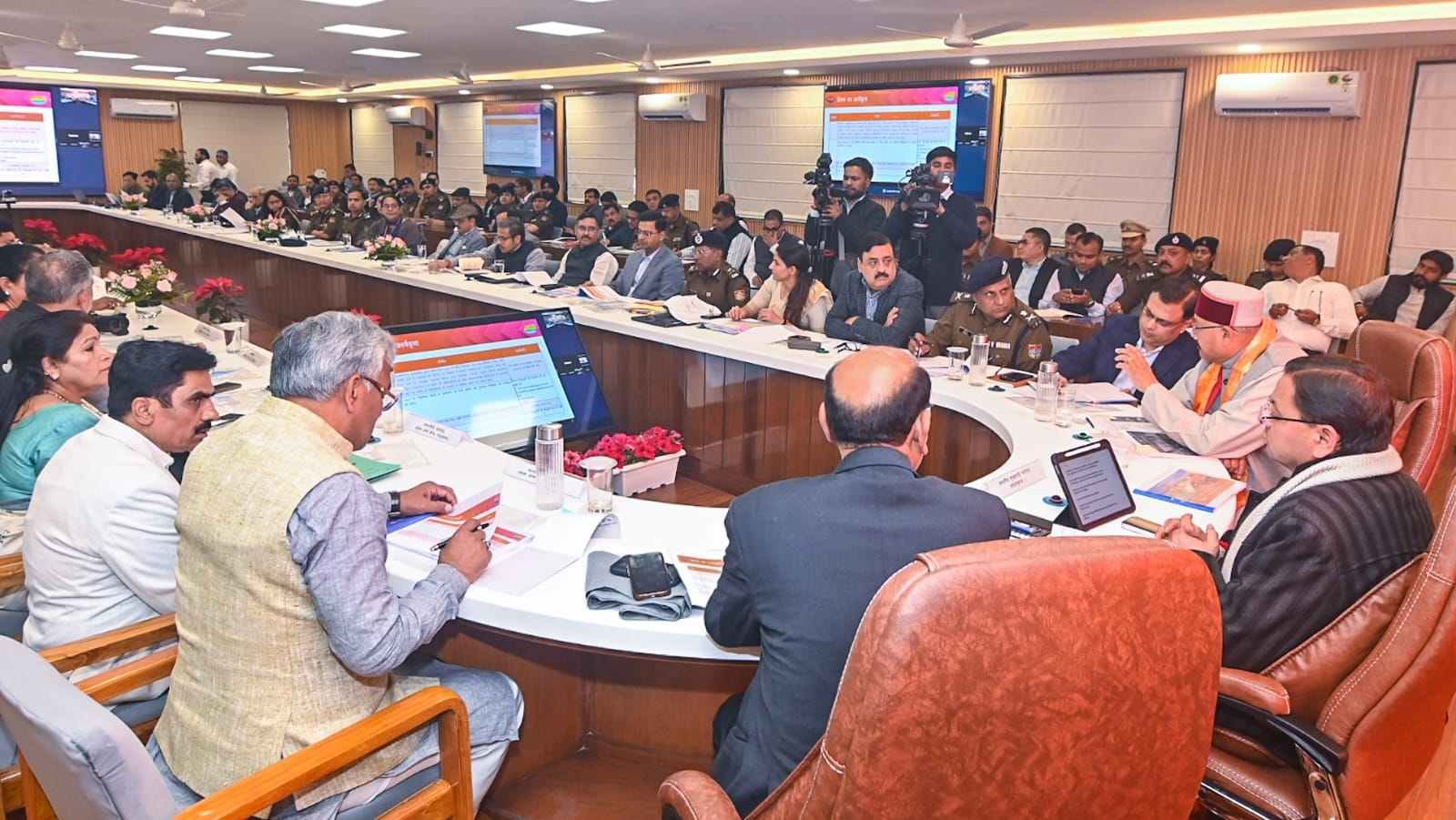 कुंभ मेला-2027 दिव्य, भव्य और ऐतिहासिक होगा, श्रद्धालुओं की सुविधा व सुरक्षा सर्वोच्च प्राथमिकता : धामी