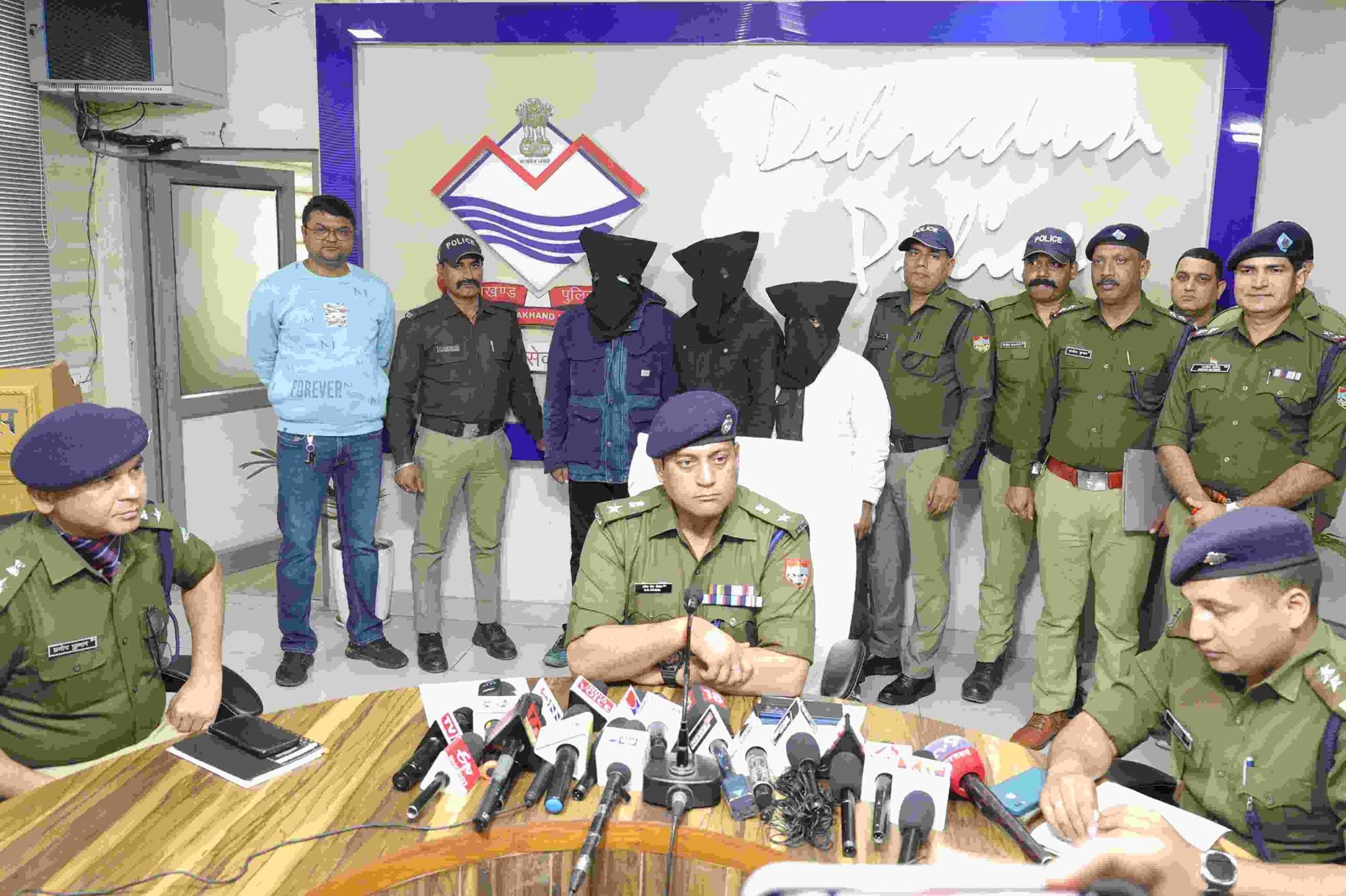 एसएसपी दून ने किया हत्या का खुलासा, पैसों के विवाद में युवक की हत्या करने वाले 3 आरोपी गिरफ्तार