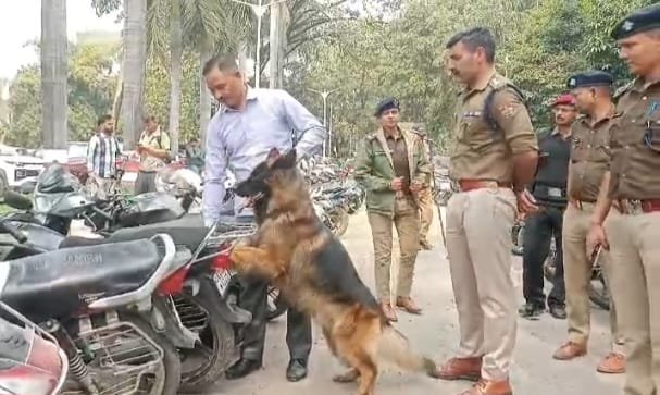 कुमाऊँ के सबसे बड़े राजकीय अस्पताल डॉ. सुशीला तिवारी मेडिकल कॉलेज को बम से उड़ाने की ईमेल धमकी, पुलिस ने चलाया सघन तलाशी अभियान