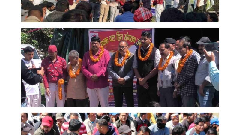 पीआरडी जवानों का धरना जारी, मांगों को लेकर सरकार पर साधा निशाना