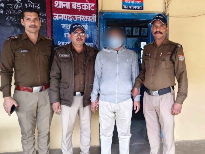 16 साल से फरार मफरूर आरोपी मध्यप्रदेश से गिरफ्तार, उत्तरकाशी पुलिस टीम को ₹5000 का इनाम