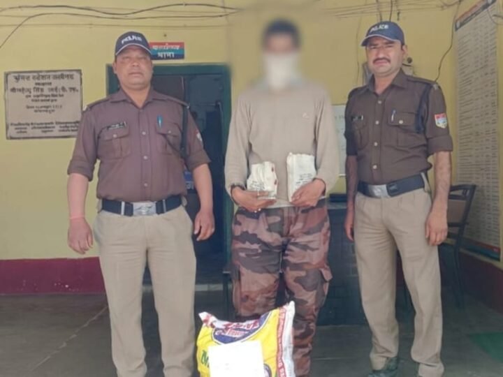 रुद्रप्रयाग पुलिस की सख्ती: चेकिंग के दौरान स्कूटी से अवैध शराब बरामद, एक अभियुक्त गिरफ्तार