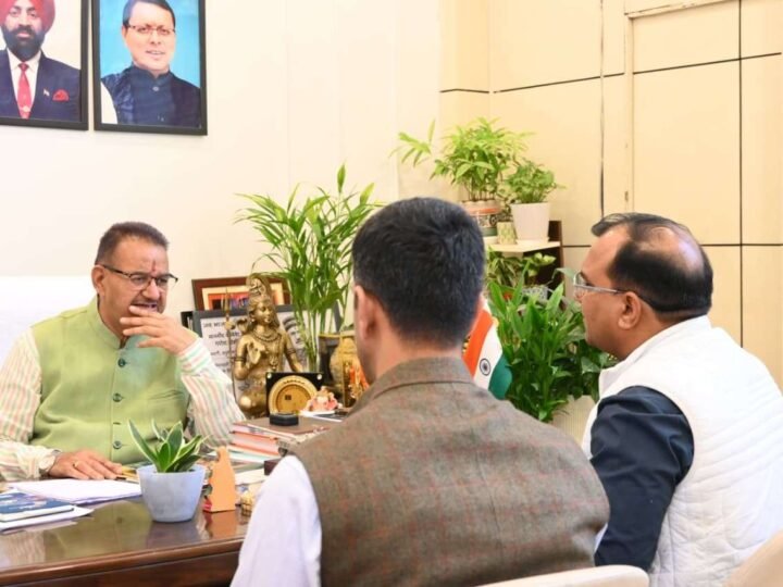 देहरादून–मसूरी मार्ग पर बनेगा अतिरिक्त वैली ब्रिज, पर्यटन सीजन से पहले मंत्री गणेश जोशी के निर्देश