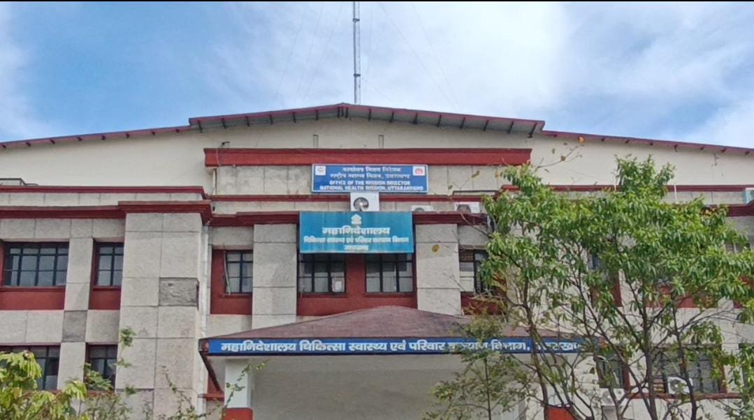 चारधाम यात्रा 2026: 1350 स्वास्थ्यकर्मियों की तैनाती, मार्गों पर सुदृढ़ चिकित्सा व्यवस्थाएं