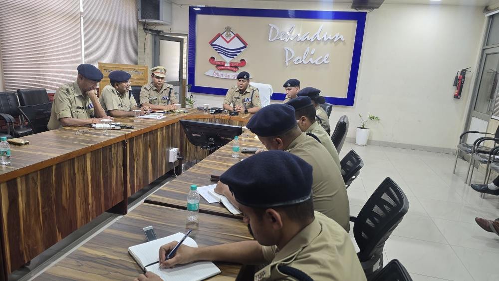 देहरादून में पीजी-हॉस्टलों पर सख्ती, हुड़दंग करने वाले छात्रों पर कार्रवाई के निर्देश