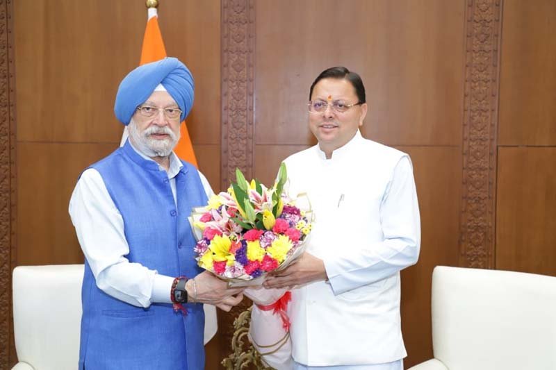 चारधाम यात्रा और आपदा प्रबंधन को लेकर मुख्यमंत्री धामी ने केंद्रीय मंत्री से मांगी अतिरिक्त एलपीजी आपूर्ति