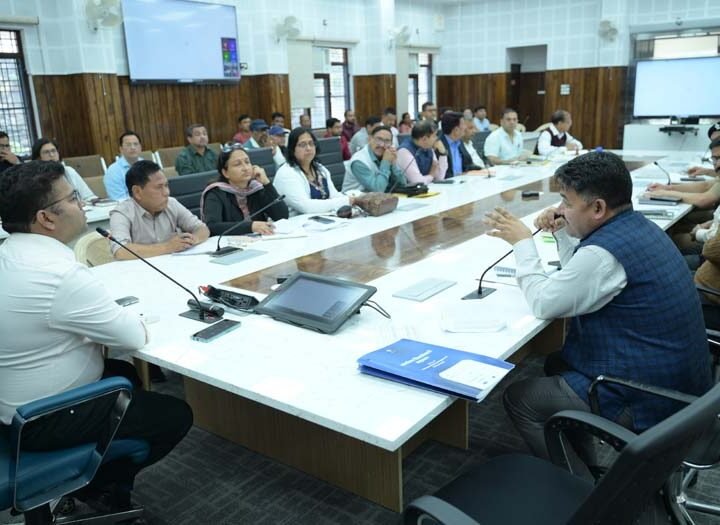 जनता मिलन कार्यक्रम में 26 शिकायतें दर्ज, 11 का मौके पर निस्तारण; शेष पर त्वरित कार्रवाई के निर्देश