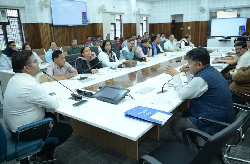 जनता मिलन कार्यक्रम में 26 शिकायतें दर्ज, 11 का मौके पर निस्तारण; शेष पर त्वरित कार्रवाई के निर्देश