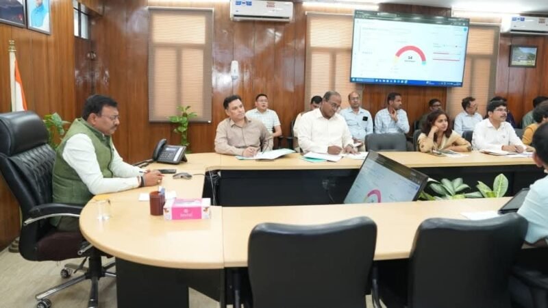 स्टेट प्रगति पोर्टल से होगी योजनाओं की निगरानी, मुख्य सचिव ने दिए सख्त निर्देश