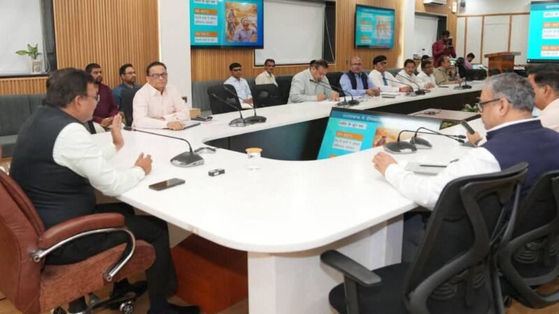 मुख्य सचिव आनंद बर्द्धन के निर्देश, स्कूलों में बजेगी ‘वॉटर बेल’