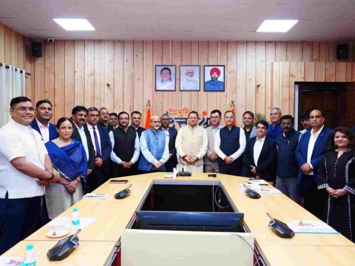 डिजिटल एंपॉवरमेंट पर जोर, मुख्यमंत्री धामी से “इंडिया डिजिटल एंपॉवरमेंट मीट” के आयोजकों की भेंट