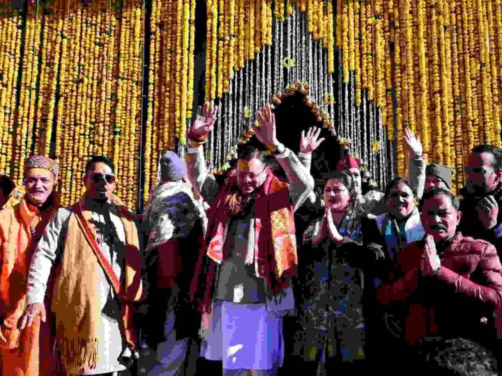 भव्य आयोजन के बीच खुले केदारनाथ धाम के कपाट, “हर-हर महादेव” से गूंजा धाम