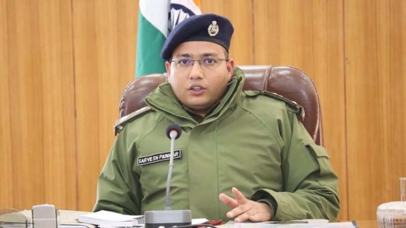चारधाम यात्रा से पहले पुलिस अलर्ट: एसएसपी सर्वेश पंवार ने ‘ऑपरेशन प्रहार’ को और तेज करने के दिए निर्देश