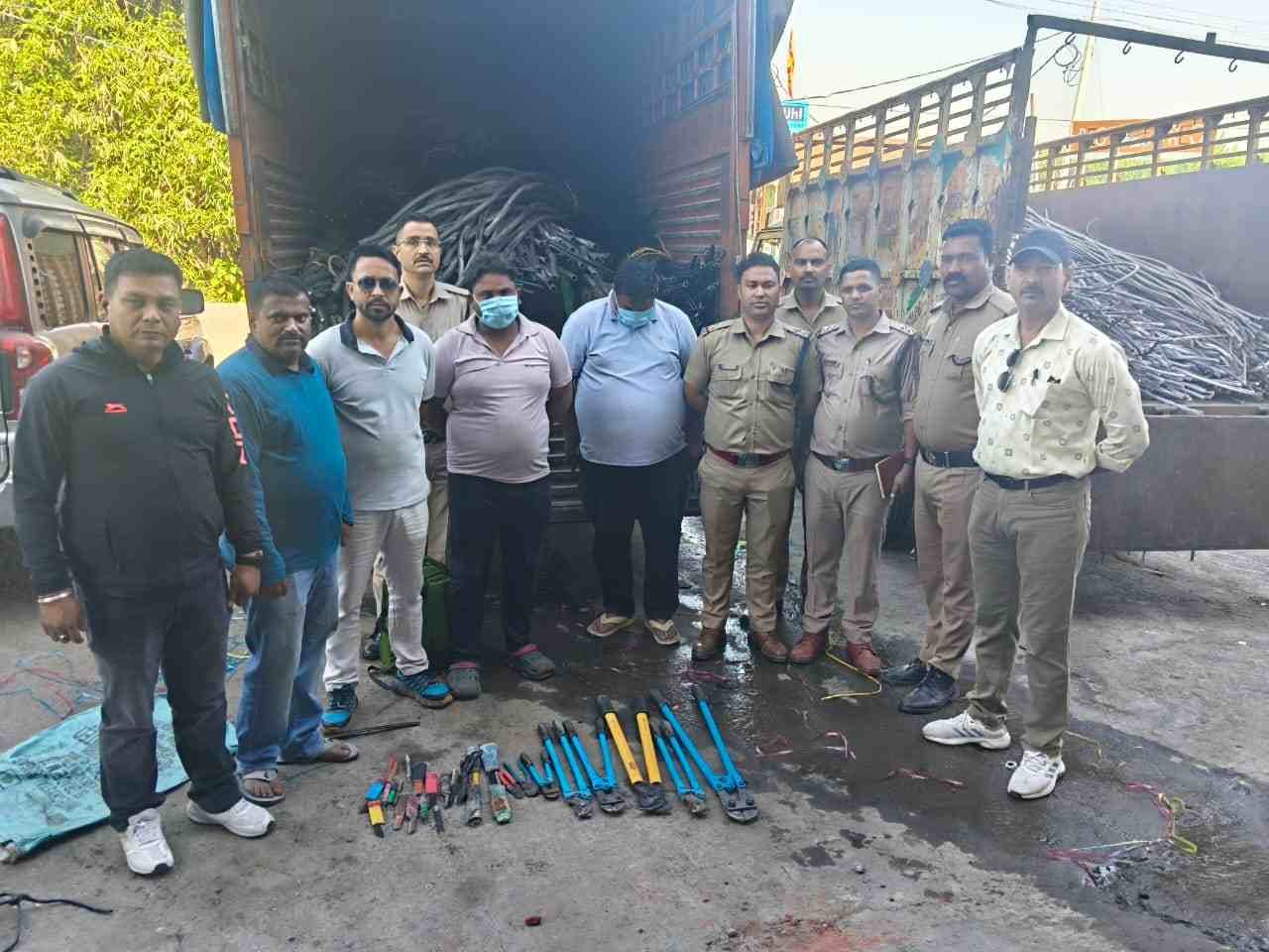 उत्तराखण्ड STF का बड़ा एक्शन: 50 लाख के विद्युत तार बरामद, अंतरराज्यीय चोरी गैंग का भंडाफोड़