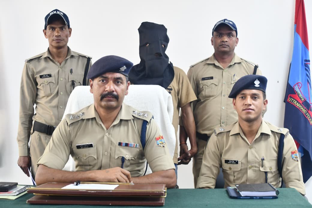 नैनीताल पुलिस का ऑपरेशन प्रहार: 16 लाख से अधिक की स्मैक के साथ तस्कर गिरफ्तार