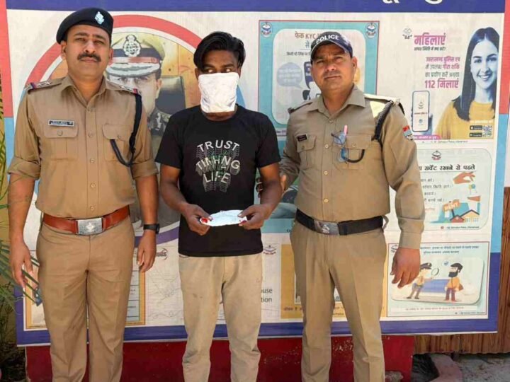3 लाख की स्मैक के साथ शातिर तस्कर गिरफ्तार, ऑपरेशन प्रहार में विकासनगर पुलिस की बड़ी कार्रवाई