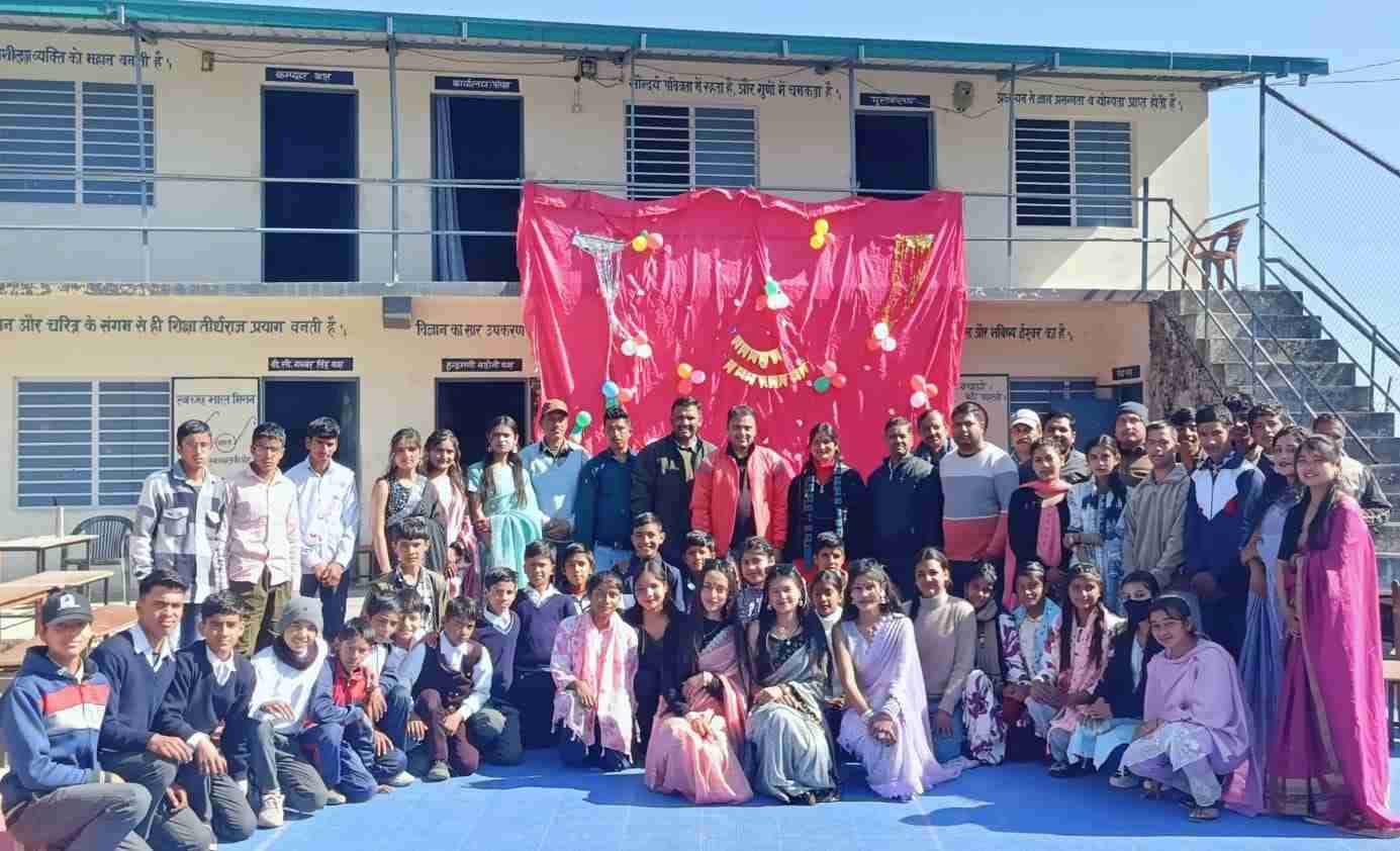 कानाताल के हिमालयन पब्लिक इंटर कॉलेज का शानदार परिणाम, सिजल माहरा ने मेरिट में 19वां स्थान पाया