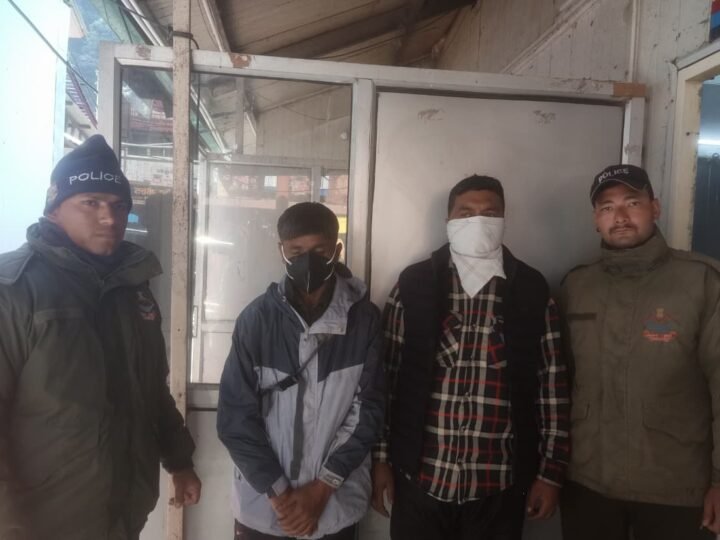 केदारनाथ धाम में सक्रिय जेबकतरा गिरोह का भंडाफोड़, दो आरोपी गिरफ्तार
