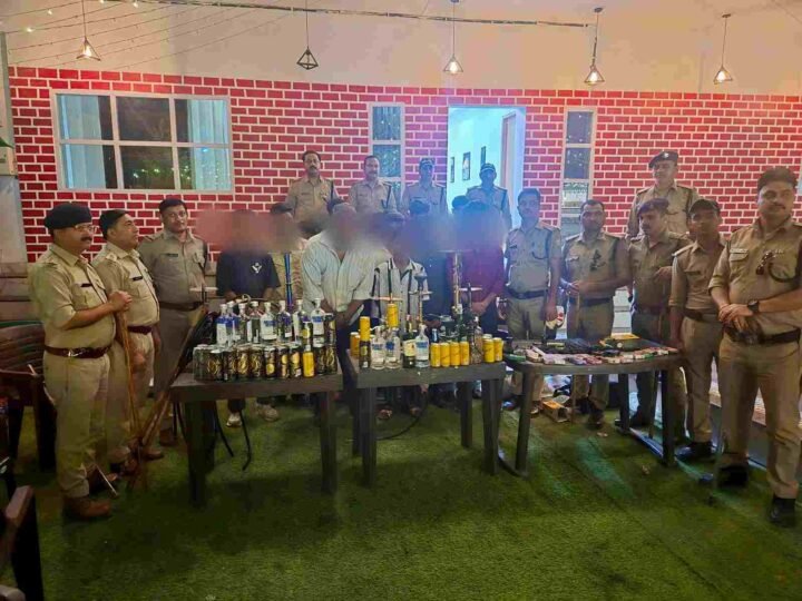 नाईट स्ट्राइक” में दून पुलिस की बड़ी कार्रवाई, प्रेमनगर में रिसॉर्ट पर छापा, संचालक गिरफ्तार