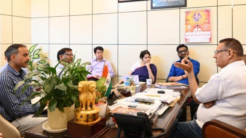 कृषि मंत्री गणेश जोशी की समीक्षा बैठक, योजनाओं में तेजी और किसानों को जल्द मुआवजा देने के निर्देश