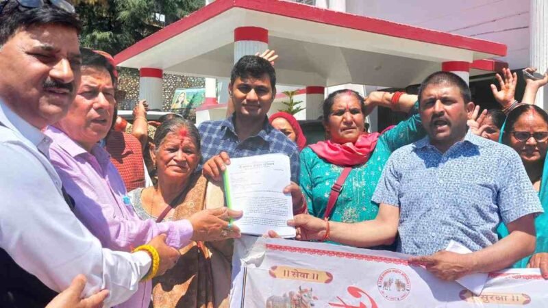 टिहरी में शराब के ठेके के खिलाफ उबाल , जनता ने दी आर-पार की चेतावनी