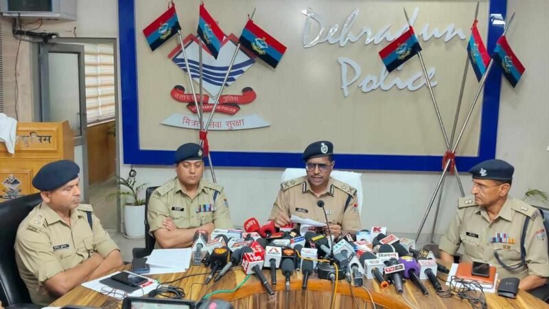 प्रेमनगर में पुलिस मुठभेड़: लूटकांड का आरोपी बदमाश ढेर, थाना प्रभारी घायल