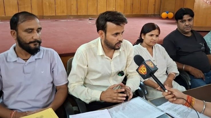 नर्सिंग अभ्यर्थियों का आंदोलन तेज, 19 अप्रैल से अनिश्चितकालीन भूख हड़ताल का ऐलान