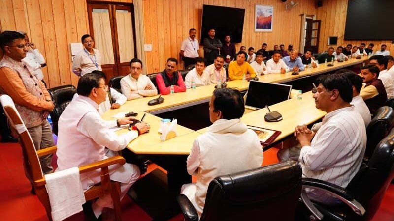 चारधाम यात्रा में संख्या सीमा हटाने पर सीएम धामी का आभार, श्रद्धालुओं की सुविधा सर्वोच्च प्राथमिकता