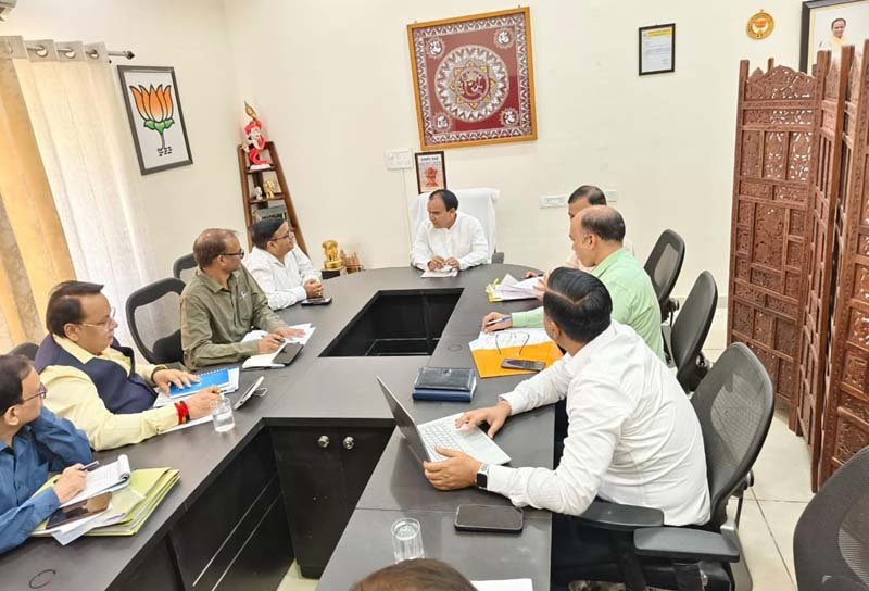 एनआईटी श्रीनगर के निर्माण कार्यों में तेजी और गुणवत्ता के निर्देश, स्थानीय युवाओं को रोजगार देने पर जोर