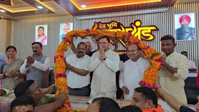 गांवों के विकास से ही बनेगा विकसित भारत: मुख्यमंत्री धामी