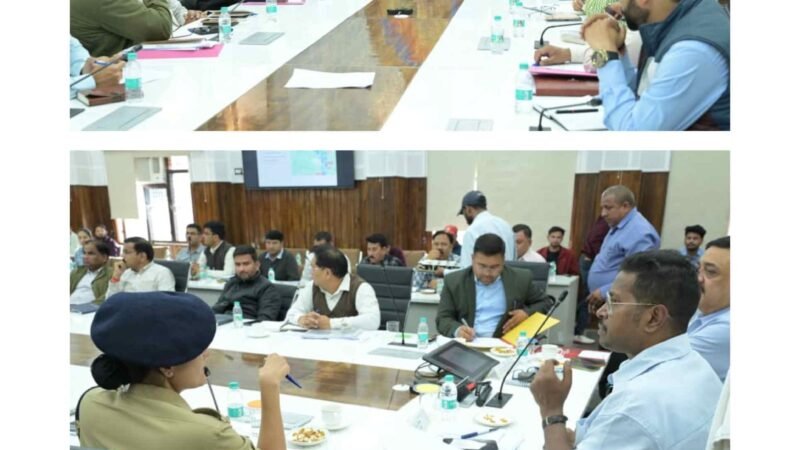 केदारनाथ यात्रा व्यवस्थाओं की उच्चस्तरीय समीक्षा, स्वच्छता-सुरक्षा पर सख्त निर्देश—रात्रि आवागमन प्रतिबंधित