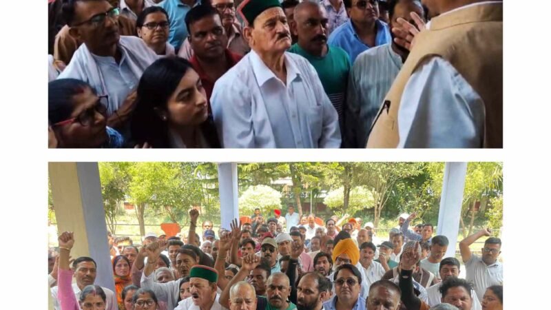 गंभीर बीमारियों में आयुष्मान राशि 20 लाख करने की मांग, जन संघर्ष मोर्चा ने तहसील का किया घेराव