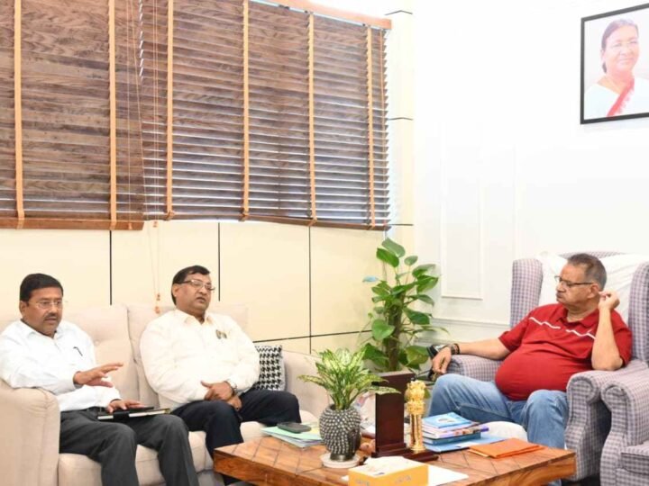नवाचार आधारित खेती और नई फसलों को बढ़ावा दें : गणेश जोशी