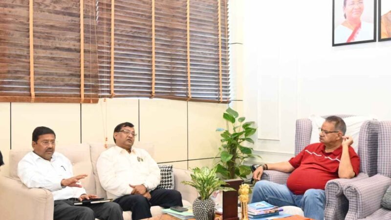 नवाचार आधारित खेती और नई फसलों को बढ़ावा दें : गणेश जोशी