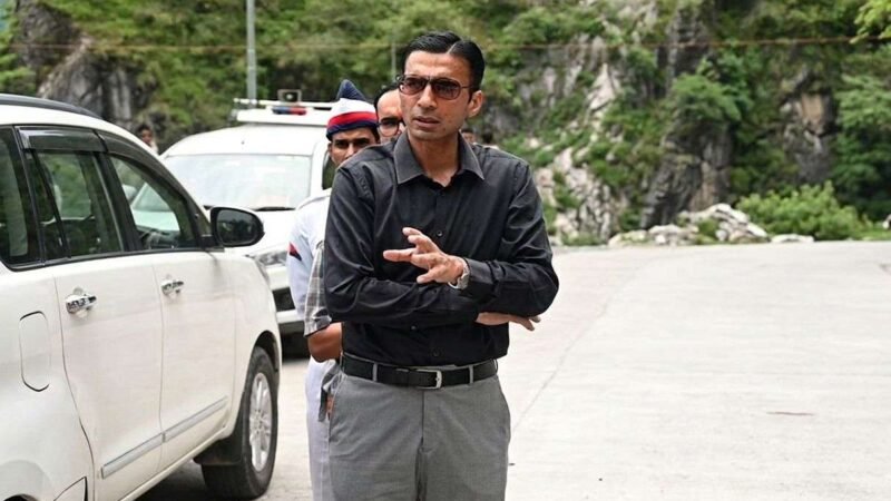 एटीएस कॉलोनी में दबंगई करने वाले बिल्डर पर डीएम का बड़ा एक्शन, पुनीत अग्रवाल 6 माह के लिए जिला बदर