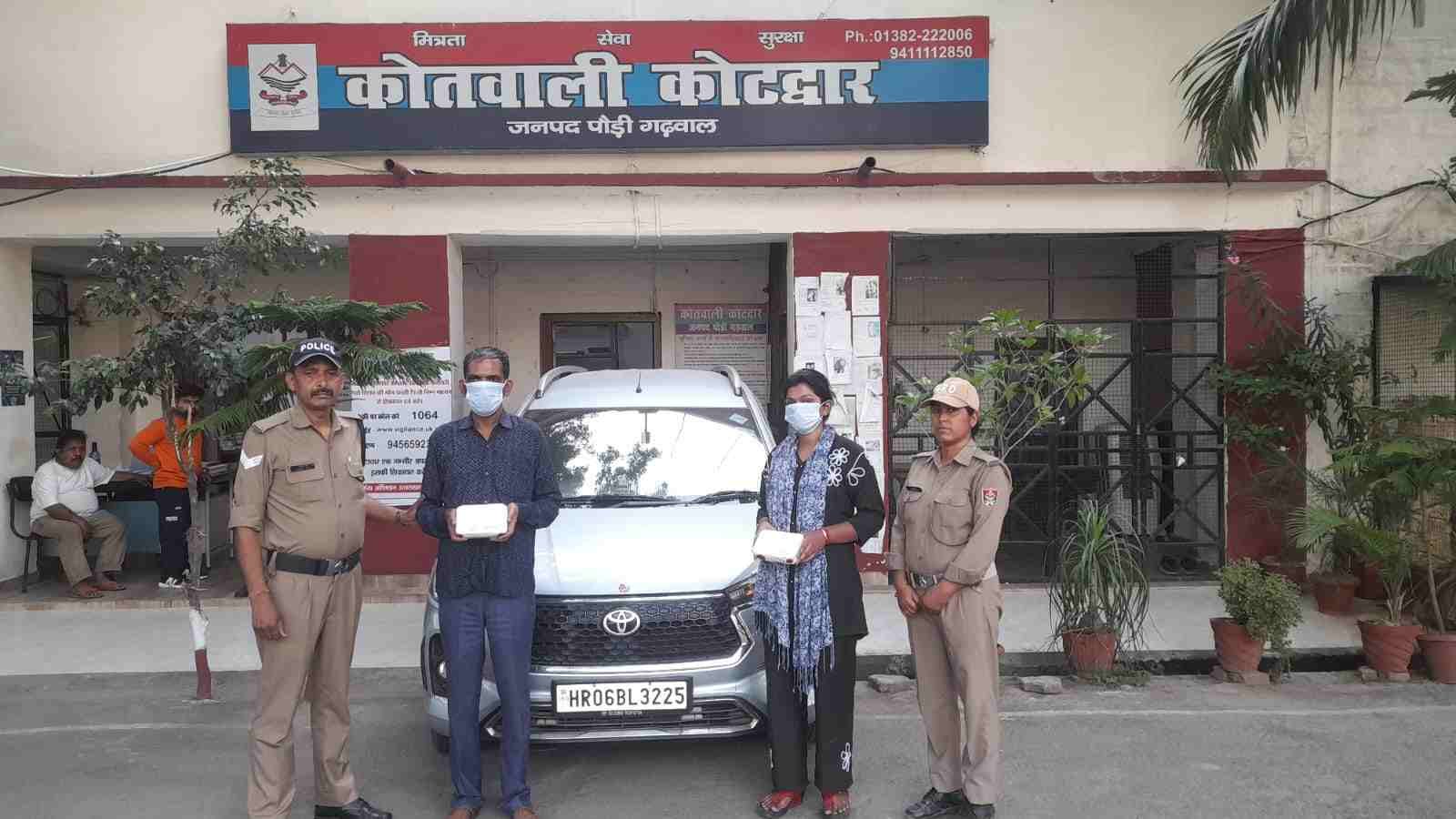 बातों में उलझाकर उड़ाई सोने की चेन, बाबरिया गैंग के दो शातिर चेन स्नैचर पानीपत से गिरफ्तार
