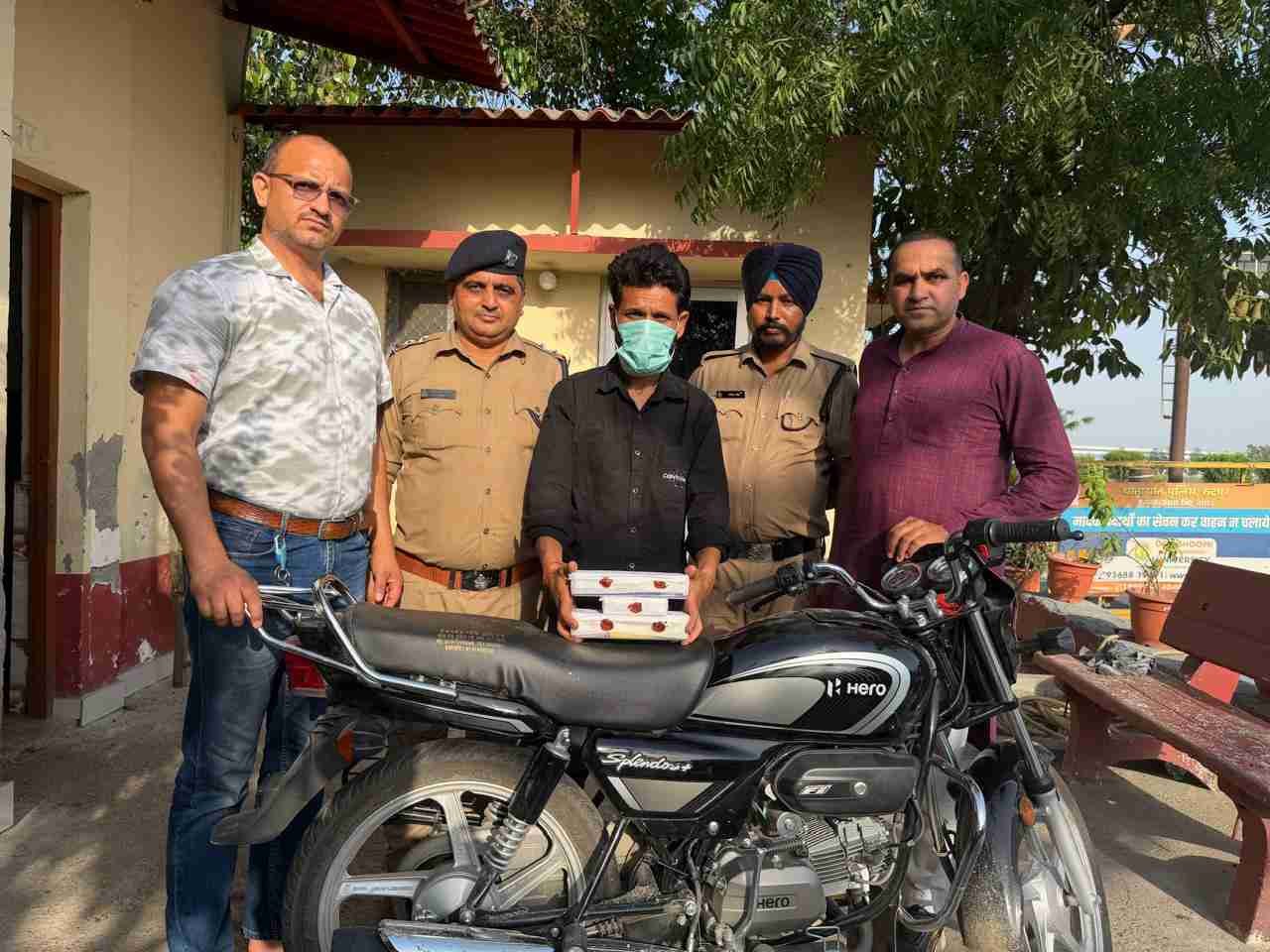 38 लाख की हीरोइन के साथ तस्कर गिरफ्तार, STF की बड़ी कार्रवाई