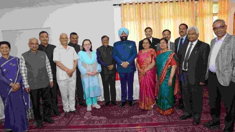 विद्यार्थी विश्वविद्यालय की मुख्य धुरी है: राज्यपाल